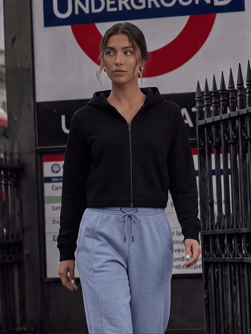 EP320 - Women's Cropped Hoodie